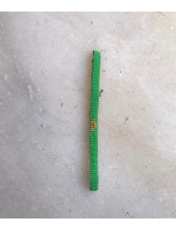 Tiny heart bracelet