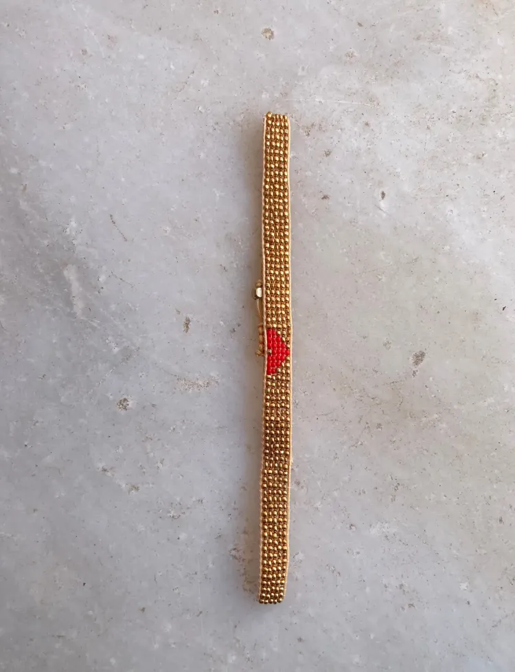 Tiny heart bracelet