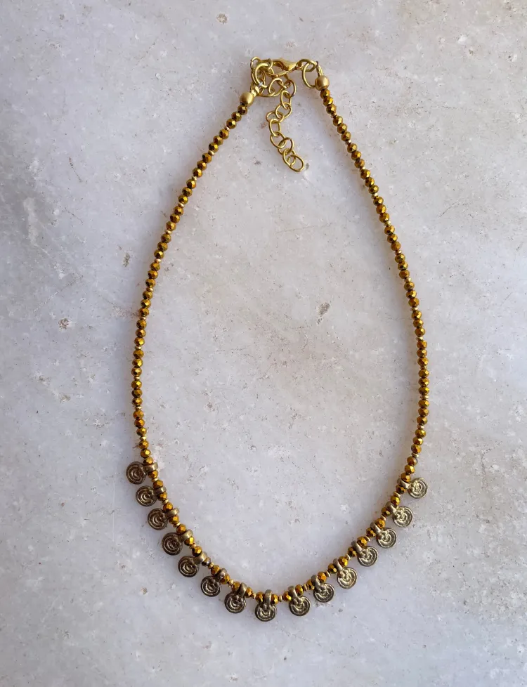 Sunlit beads necklace