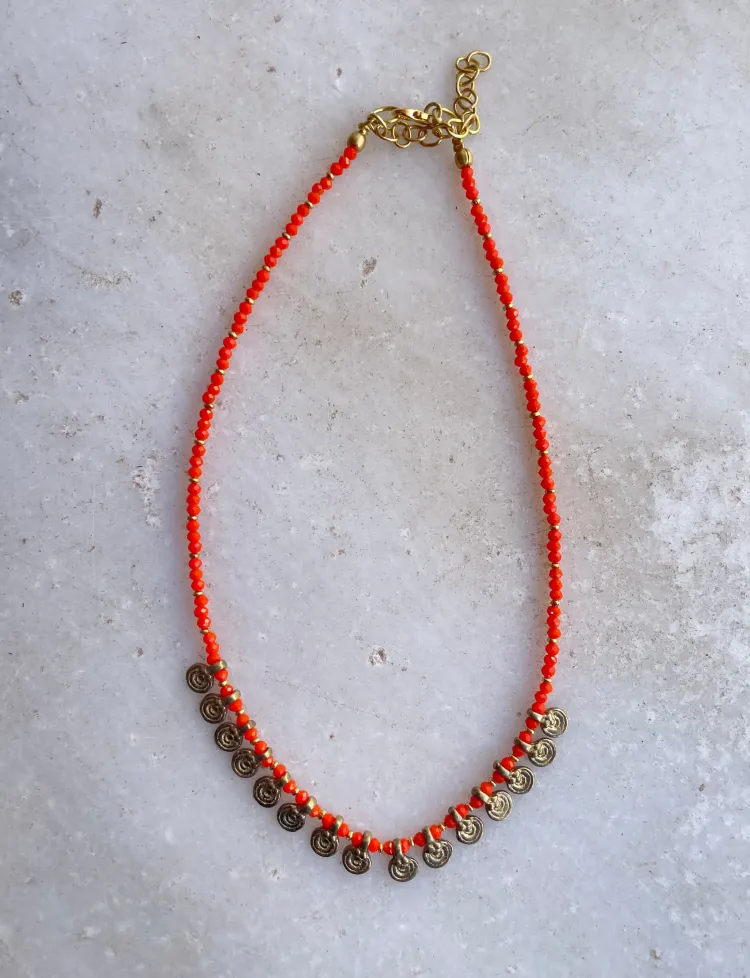 Sunlit beads necklace
