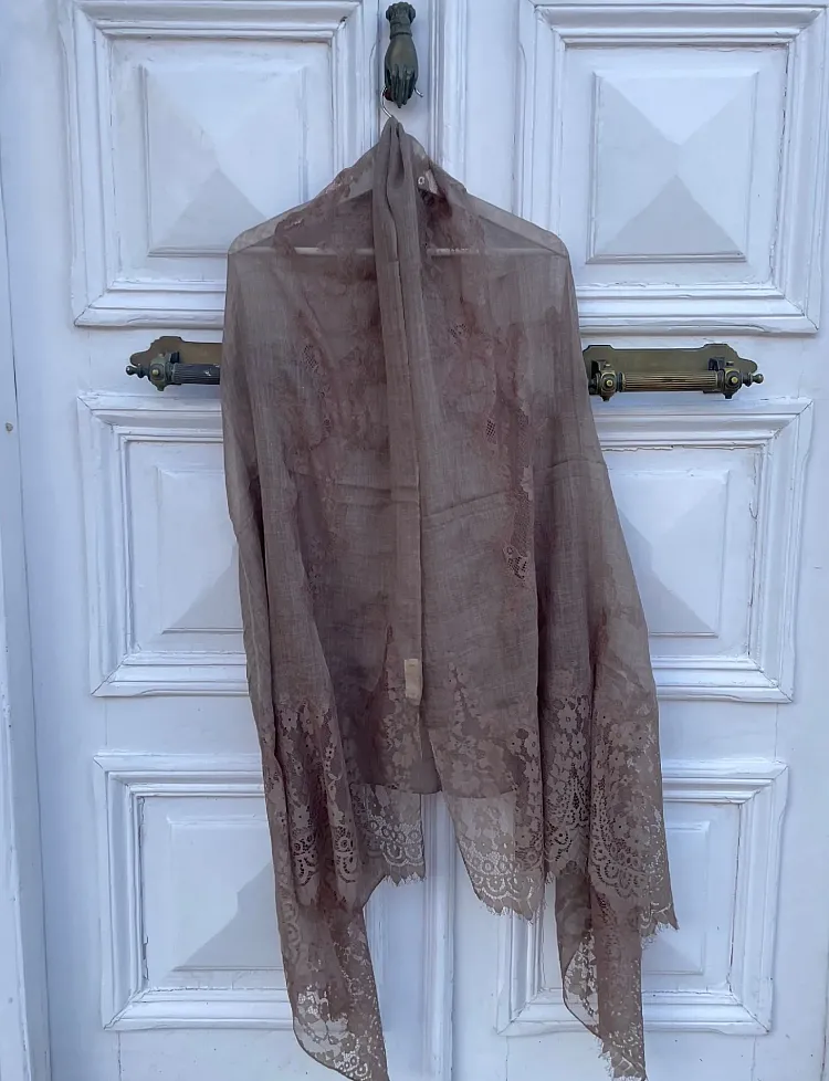 The Full body Lace Scarf