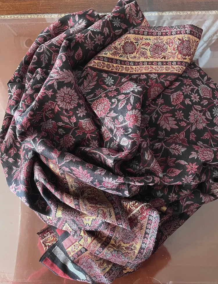 The Pink City Shawl