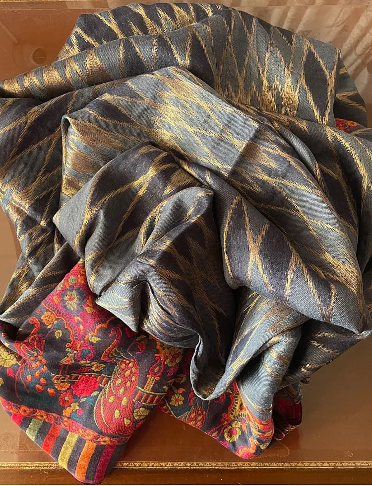 The Jakard Shawl