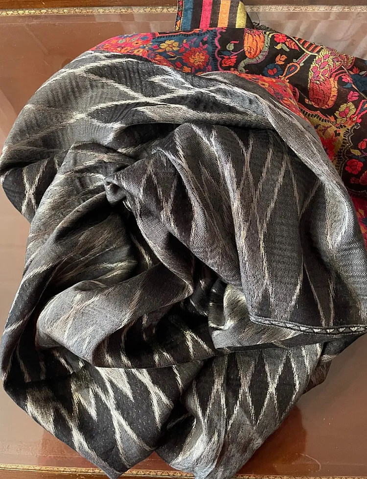 The Jakard Shawl