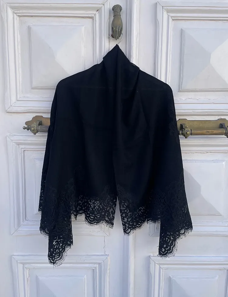 The Lace Square Scarf