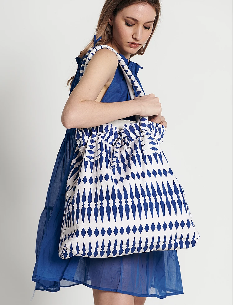 Spear Shoulder Bag Spear Shoulder Bag