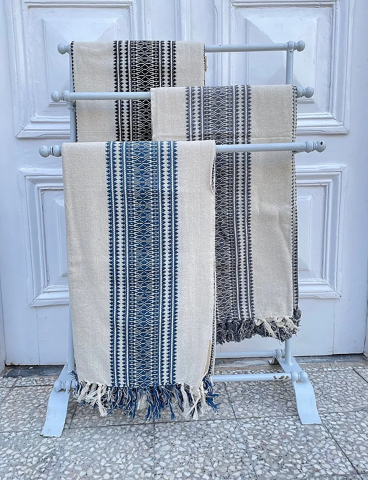 Skyros Cover