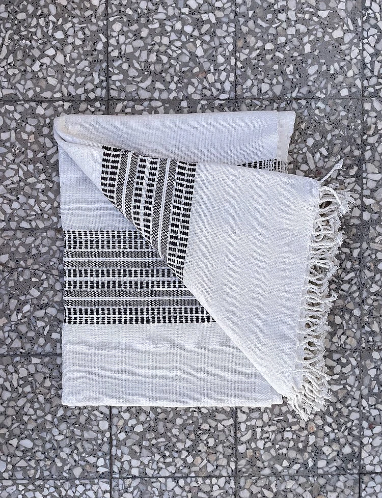 Traditional Island Throw Traditional Island Throw