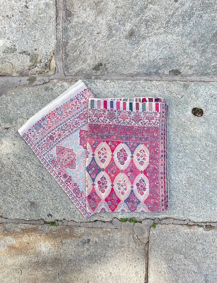 Sapphie Shawl
