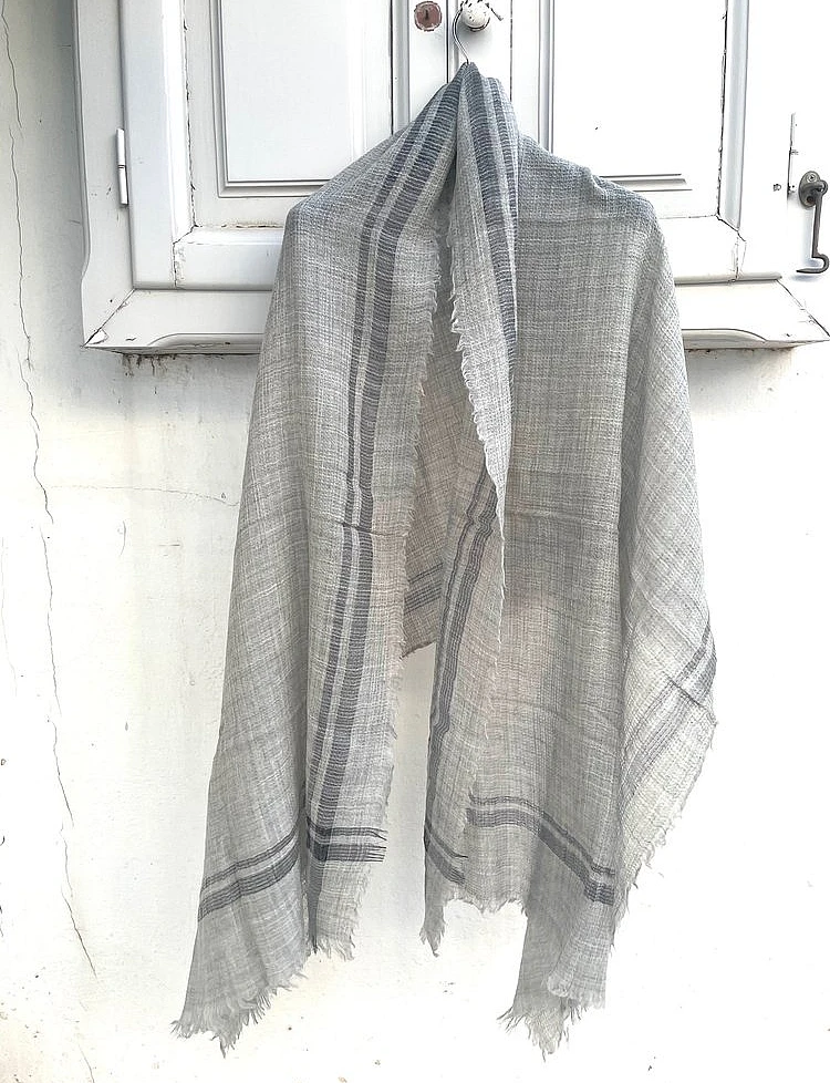 Metal Border Scarf Metal Border Scarf