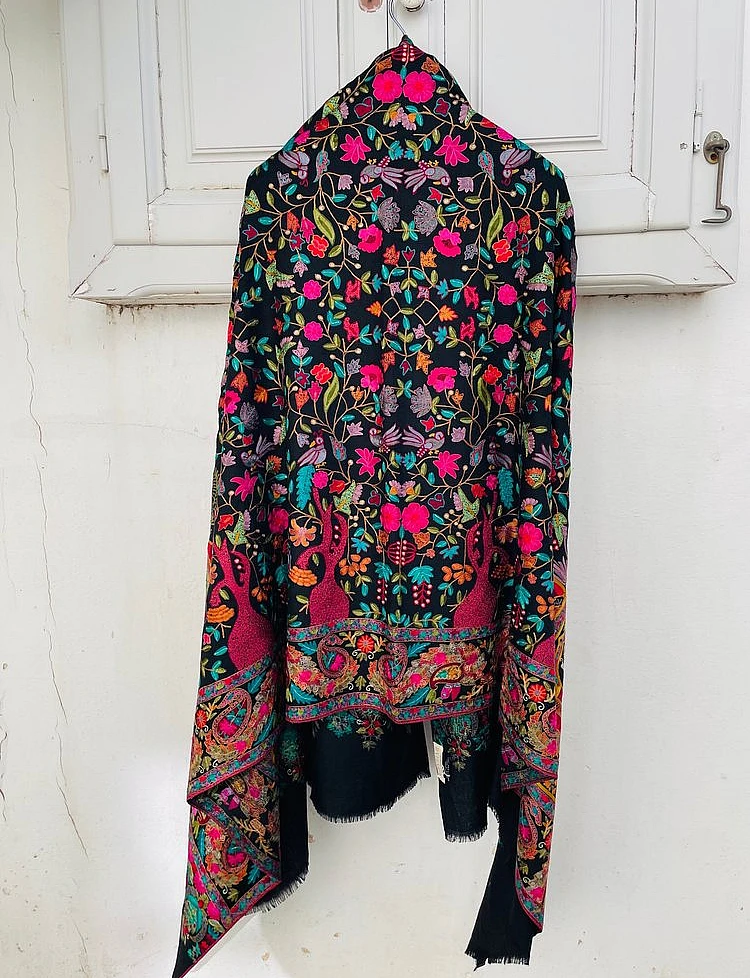 “One Thousand and One Nights” Shawl “One Thousand and One Nights” Shawl