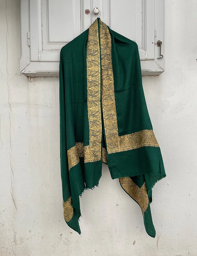 Gold Paislay Shawl Gold Paislay Shawl
